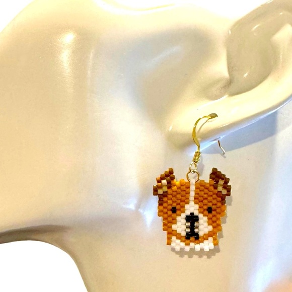 Beaded Pit Bull dog earrings caricature handmade handwoven lightweight - Picture 4 of 5